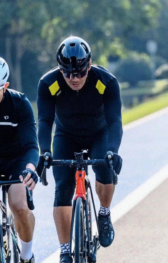 J9九游会娱乐 -Ning新星逆转表现惊艳，勇士未来可期！的简单介绍